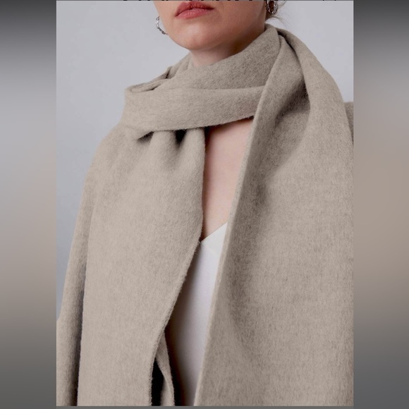 Silk Maison V Neck Scarf Wool Coat - Picture 5 of 6